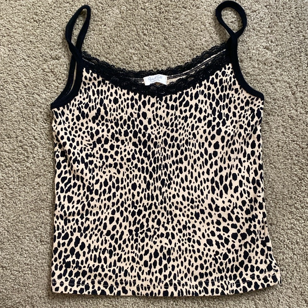 RARE BRANDY MELVILLE TANK